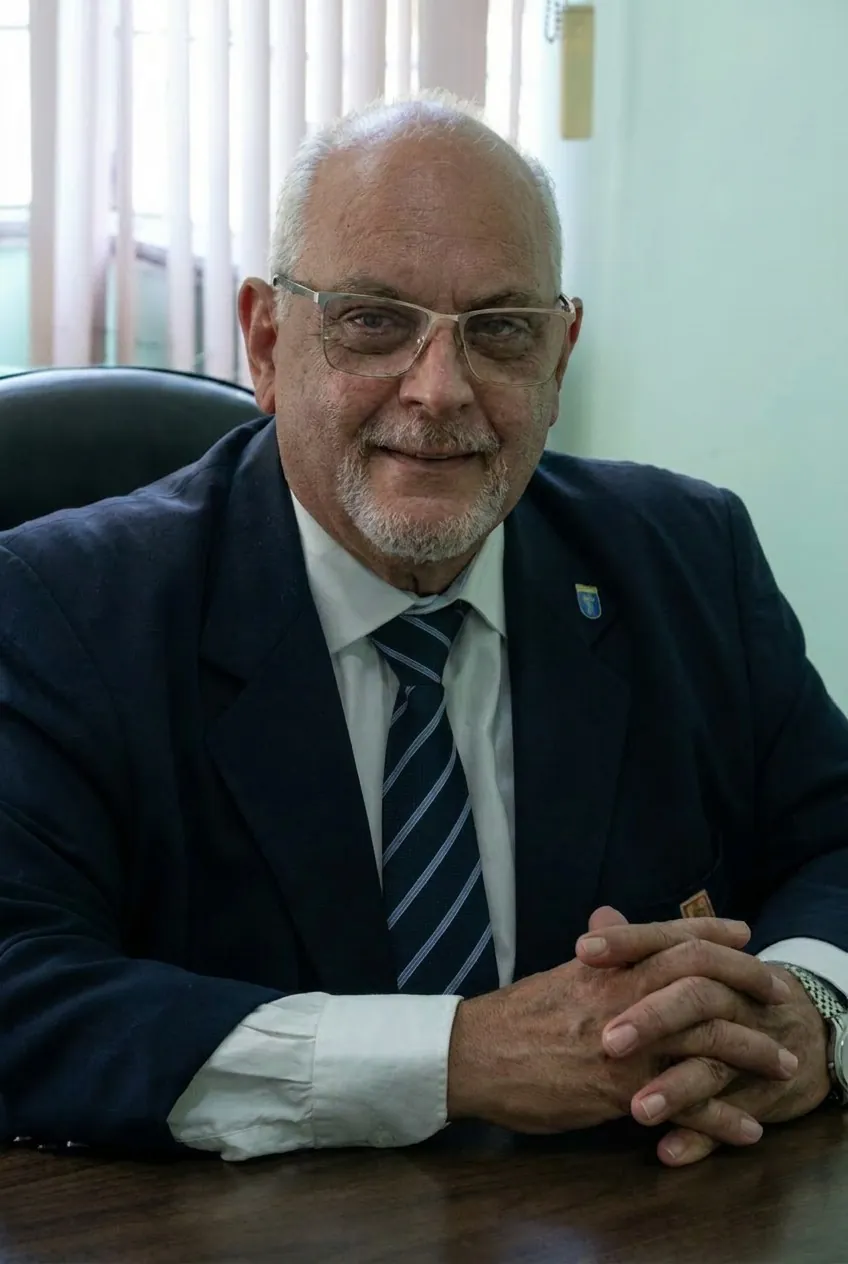 Dr. Mario Rubens Macedo Vianna